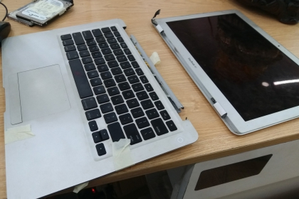 Cấp cứu macbook bị bẻ làm đôi , macbook air 